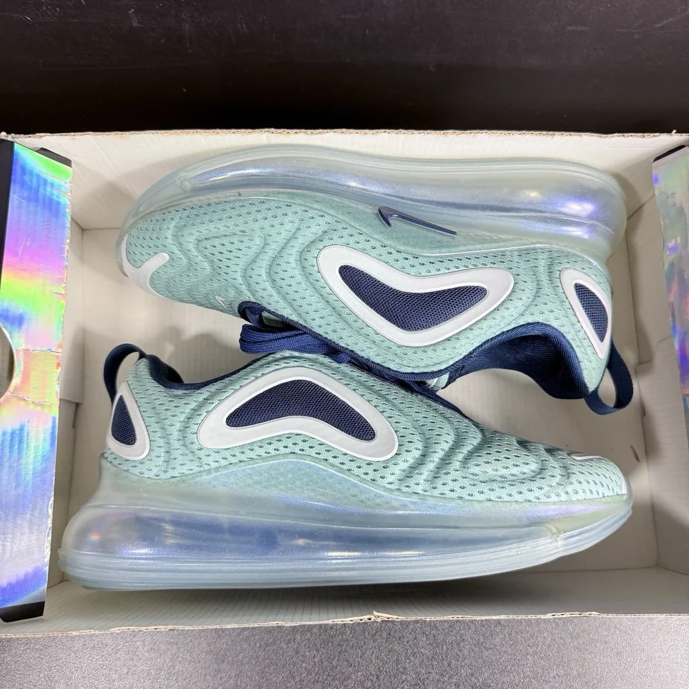 Nike Air Max 720 Youth Size 4.5 women's 6 Northern Lights Day Silver Navy blue
